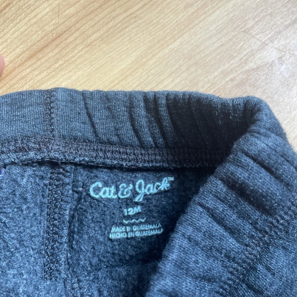 Cat and jack baby pants - Picture 2 of 3